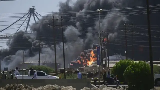 'Video thumbnail for Pix of the Day: November 07, 2025'