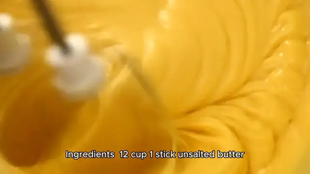 Video thumbnail for cupcake frosting recipe