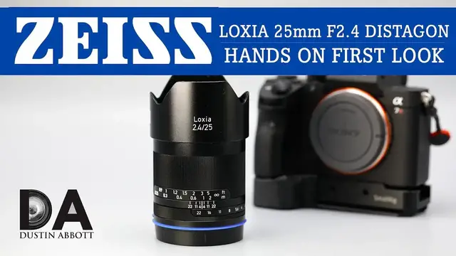 中古　ZEISS Loxia f2.4/25mm レンズ　箱無し 新品)Carl Zeiss (カールツァイス) Loxia 25mm F2.4（ソニーE用