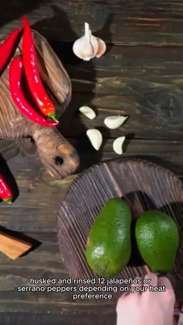 Video thumbnail for green salsa recipe