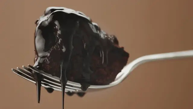 Video thumbnail for Soufflé with Chocolate Recipe