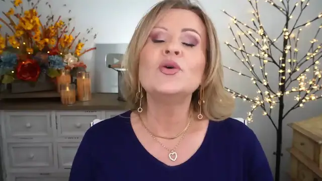 Video thumbnail for Easy Eyebrow Tutorial for Beginners & Women 40 to 65 +