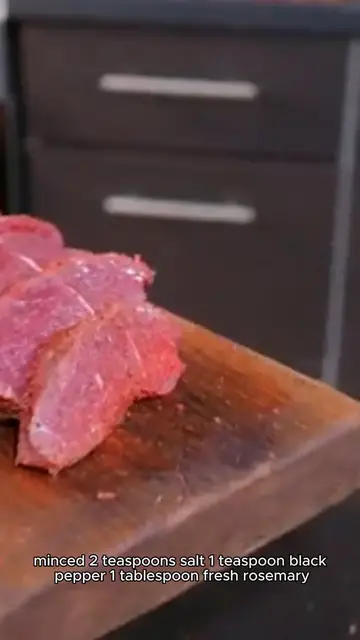 Video thumbnail for recipe for beef tenderloin