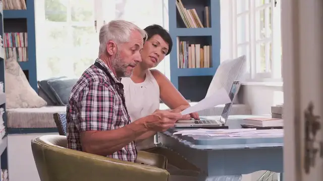 Video thumbnail for The Pros and Cons of Downsizing in Retirement