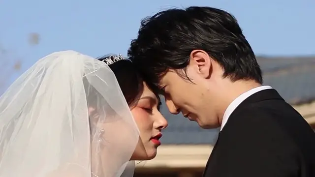 'Video thumbnail for Capturing the Perfect Proposal – Preserve Your Special Moment Forever'