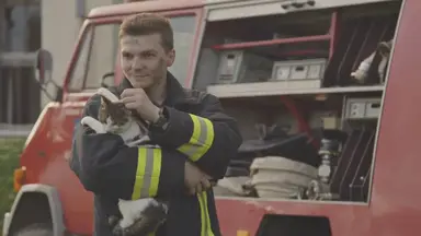 'Video thumbnail for Heroic Cat Mom Leads Rescuers to Her Kittens in Need'