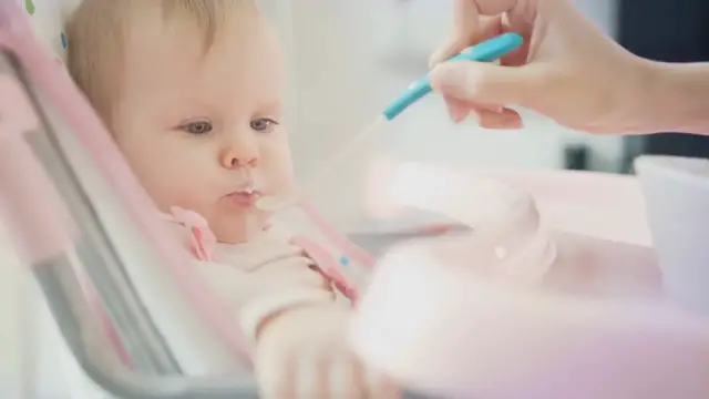 Video thumbnail for How to Remove Graco High Chair Cover