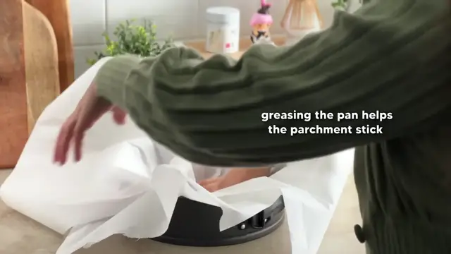 Video thumbnail for Matcha Basque Cheesecake 🌱 bake with me