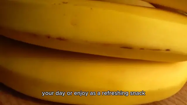 Video thumbnail for banana smoothie recipe