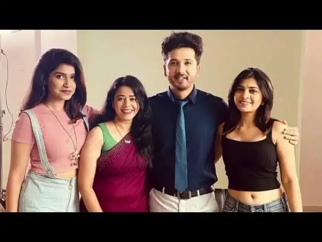 Video thumbnail for Ukuqalwa kuka uMakhwapheni ku Zee One Owayengu Zee Zonke #majhya #zeemarathi