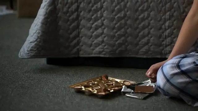 Video thumbnail for What_Happens_If_You_Stop_Eating_Sugar_fo