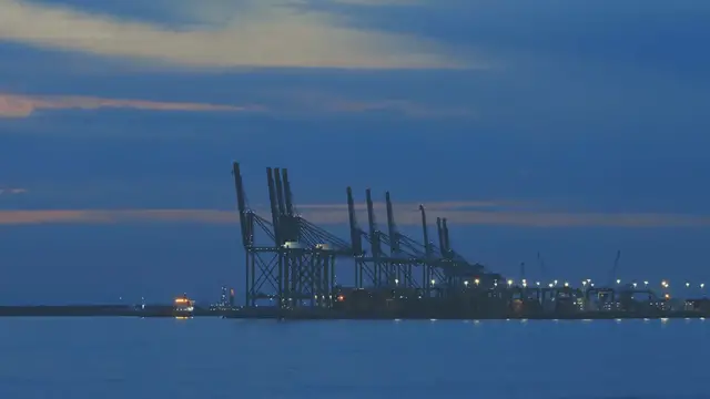 Video thumbnail for The Impact of Trade Policies on Financial Markets