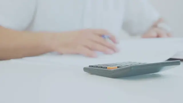 Video thumbnail for The Benefits of Investing in Infrastructure Projects