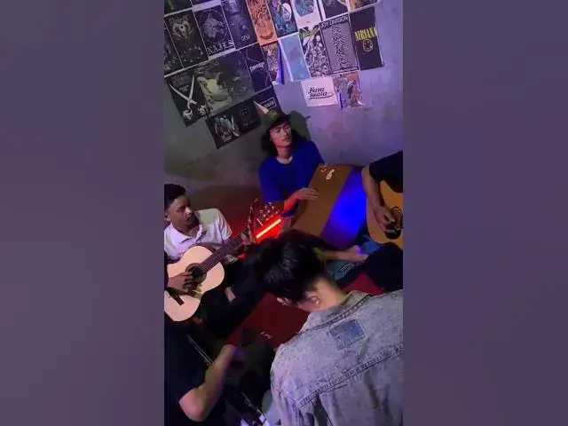 Video thumbnail for Fabio Asher - Rumah singah (cover sapulidimustic) #sapulidimustic #storygalau #indomusiccover