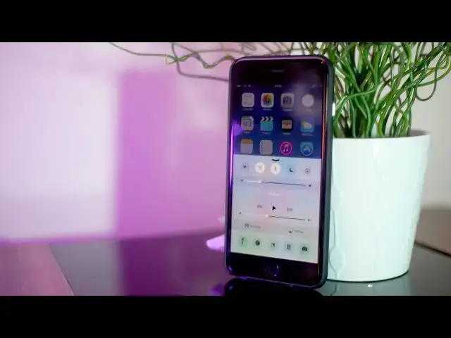 Video thumbnail for iOS 9.3 Beta 4 | What's new?