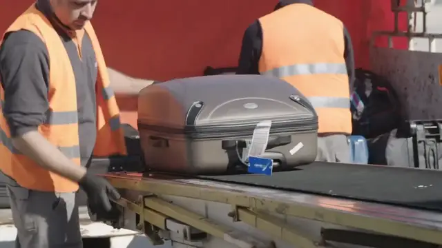 'Video thumbnail for 7 Life-Saving Luggage Tips for checked bags (_4 is a must-know_)(720P_HD)'