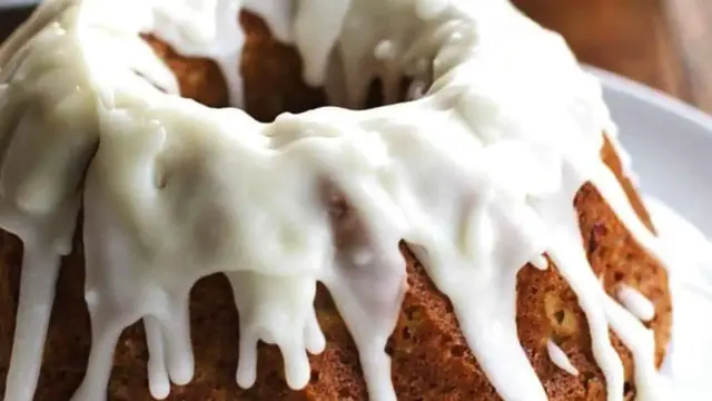 Video thumbnail for Whole Wheat Honey Apple Bundt Cake recipe