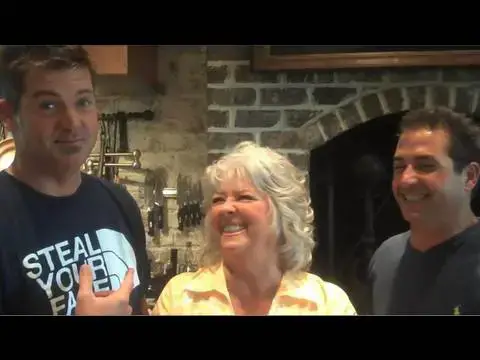 Video thumbnail for Going Bananas with Jamie and Bobby Deen - Get Cookin' on PaulaDeen.com