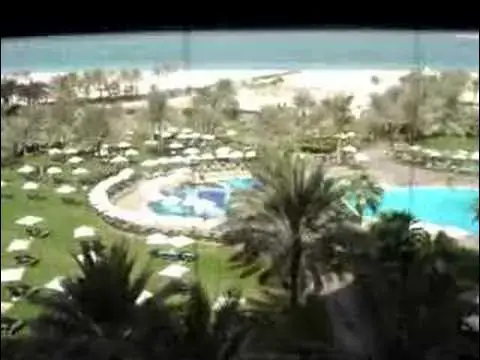 Video thumbnail for Dubai Le Royal Meridien Dubai Video from the glass elavator
