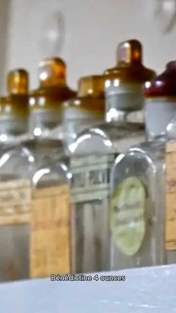 Video thumbnail for singapore sling recipe