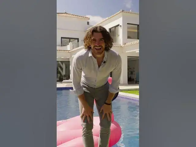 Video thumbnail for Luxury Living by the Sea in Calpe