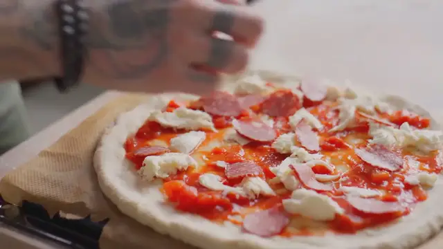 Video thumbnail for A Taste of the Midwest: Comfort Foods and Hearty Dishes