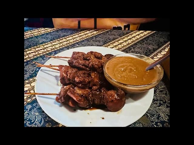 Video thumbnail for Holland America Rotterdam Pre-Cruise Day 1: Amsterdam Walking Tour!