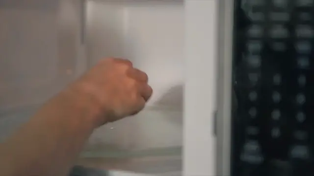 Video thumbnail for 
				 Lemon Squeezing