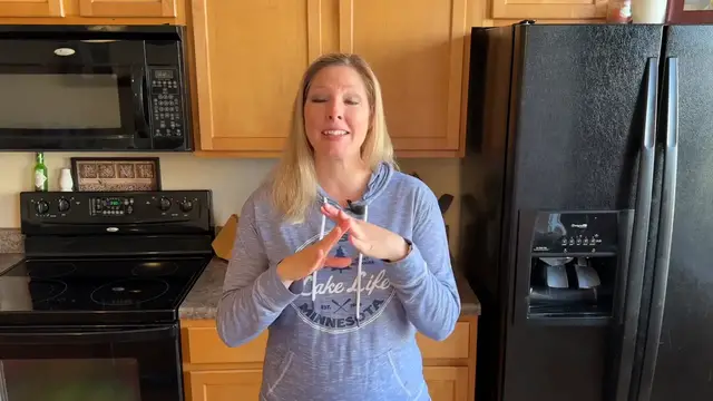 'Video thumbnail for How To Make Strawberry Bread- Keto And Paleo Approved (720p_30fps_H264-128kbit_AAC)'