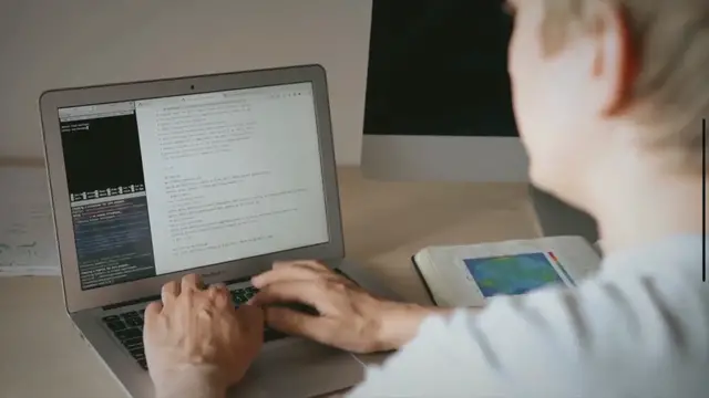 'Video thumbnail for Master Python Basics in 1 Week: Step-by-Step Guide for Beginners'