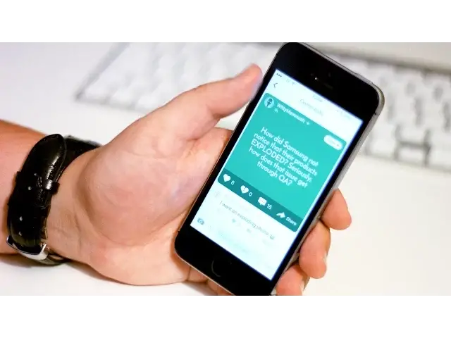 'Video thumbnail for Talk candidly about tech + APPLE WATCH GIVEAWAY [Sponsored]'