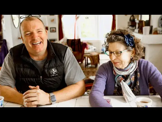 'Video thumbnail for Dashlane is so easy even my mom can use it!'