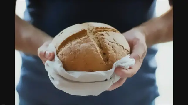 Video thumbnail for Easy Irish Soda Bread Recipe