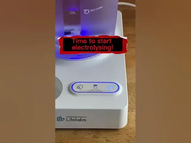 Video thumbnail for Using my DH LifeLabs Aaira Surface Multi-Purpose Cleaner #Cleaning #CleaningSolution #Electrolysis