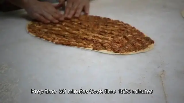 Video thumbnail for buffalo chicken pizza recipe