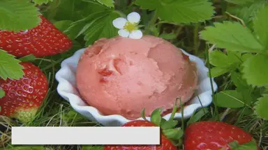 'Video thumbnail for Receta Fácil Y Saludable De Helados De Frutas Caseros'