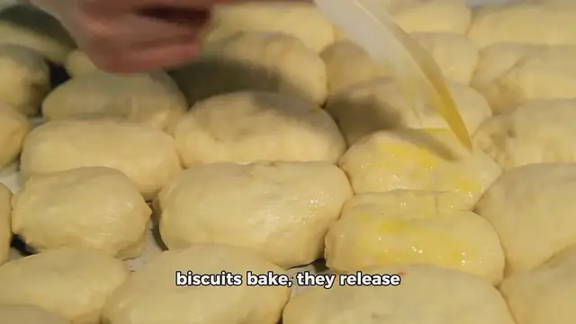 Video thumbnail for buttermilk biscuit recipe