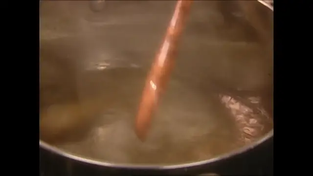 Video thumbnail for 
				 Southern Cornbread Stuffing
