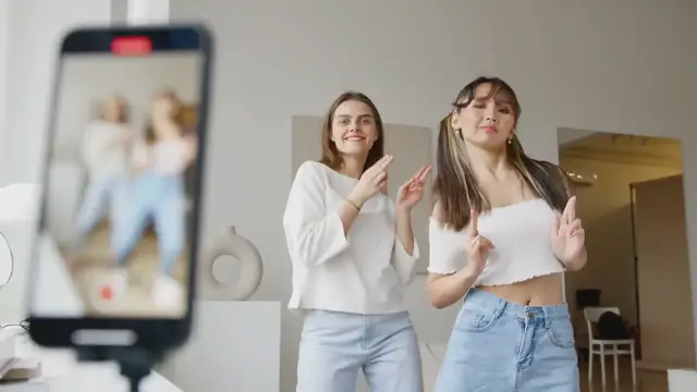 Video thumbnail for What Does SMH Mean? (Explained)