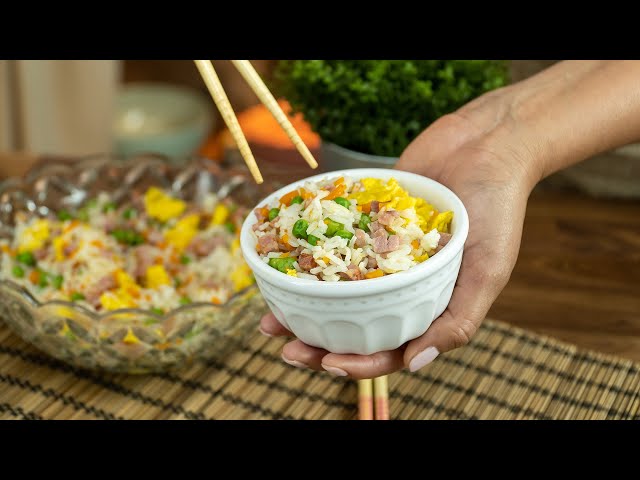 Video thumbnail for Arroz Chau Chau Simples: Receita de Arroz Frito com Legumes