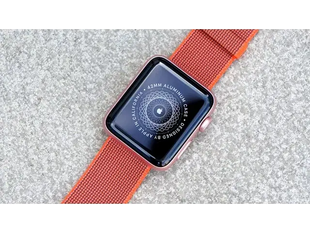 'Video thumbnail for Apple Watch Series 2 Unboxing [4K]'