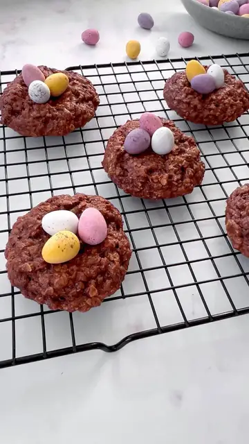 Video thumbnail for Healthy, Easy Easter Cookies