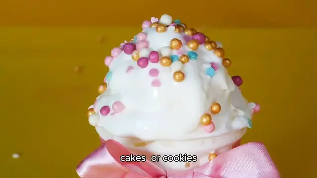 Video thumbnail for vanilla frosting recipe