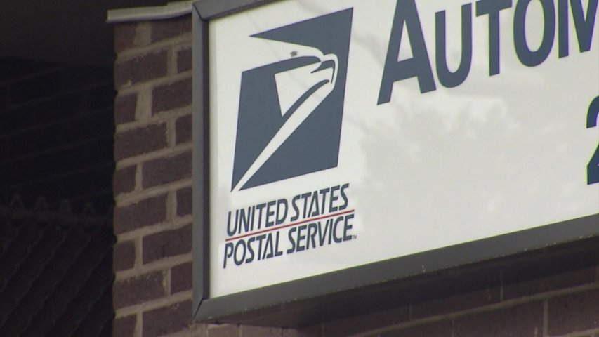 Video thumbnail for Tax payment checks stolen from Centereach Post Office