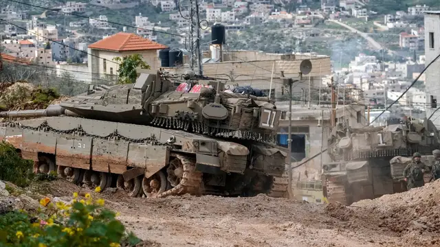 Video thumbnail for Play under attack in occupied West Bank: Israel to demolish a football pitch in Bethlehem