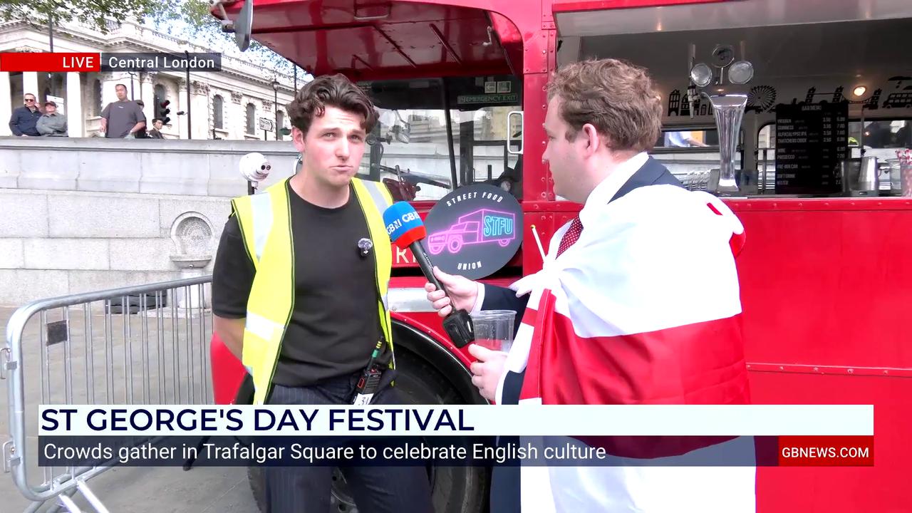Video thumbnail for WATCH: Jack Carson downs his pint as he celebrates St George's Day festival in London