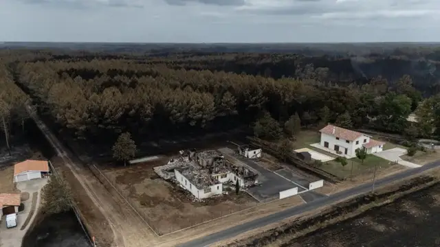 Video thumbnail for French police look to avoid burglaries in evacuated areas as firefighting continues