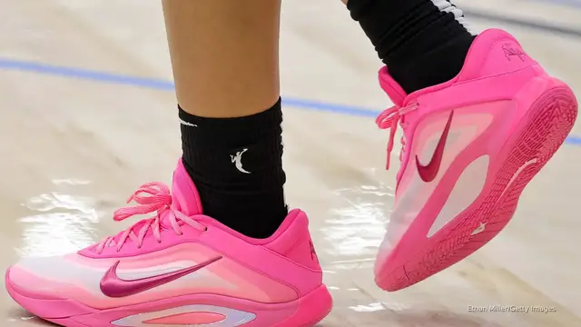 Video thumbnail for WNBA star A’ja Wilson’s signature Nike shoe sells out online in 5 minutes