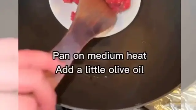 'Video thumbnail for Easy Recipes For Dog Treats'