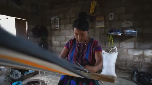 Video thumbnail for What Are Weaves: A Comprehensive Guide